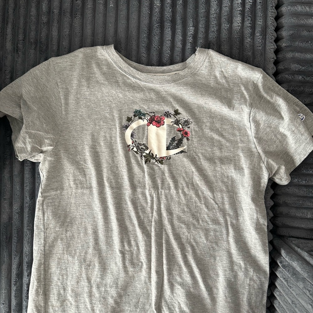 Champion Women's Gray Short Sleeve Tee